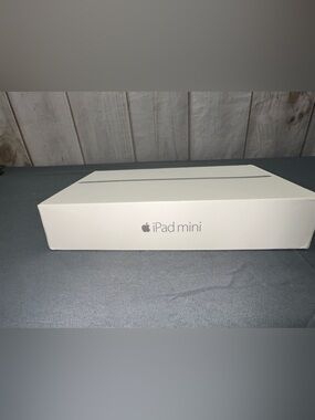 Empty/Box Only Apple iPad mini Box - White